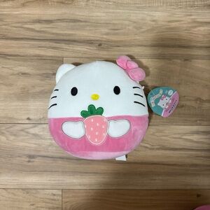 Sanrio Hello Kitty Squishmallow 8” Plush Pink Strawberry Hot Topic Exclusive